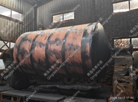 2.5×4米EVA泡沫填充实心聚氨酯漂浮护舷靠球碰垫(FF2540)车间锦纶线缠绕生产图片