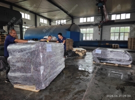越南客户1.5×15米锦纶8层船舶下水气囊(QN15150-8)托盘包装尺寸及重量