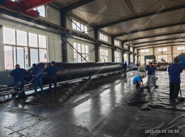 青岛永泰长荣1.5×15米锦纶五层船舶下水气囊(qn15150-5)车间生产图片
